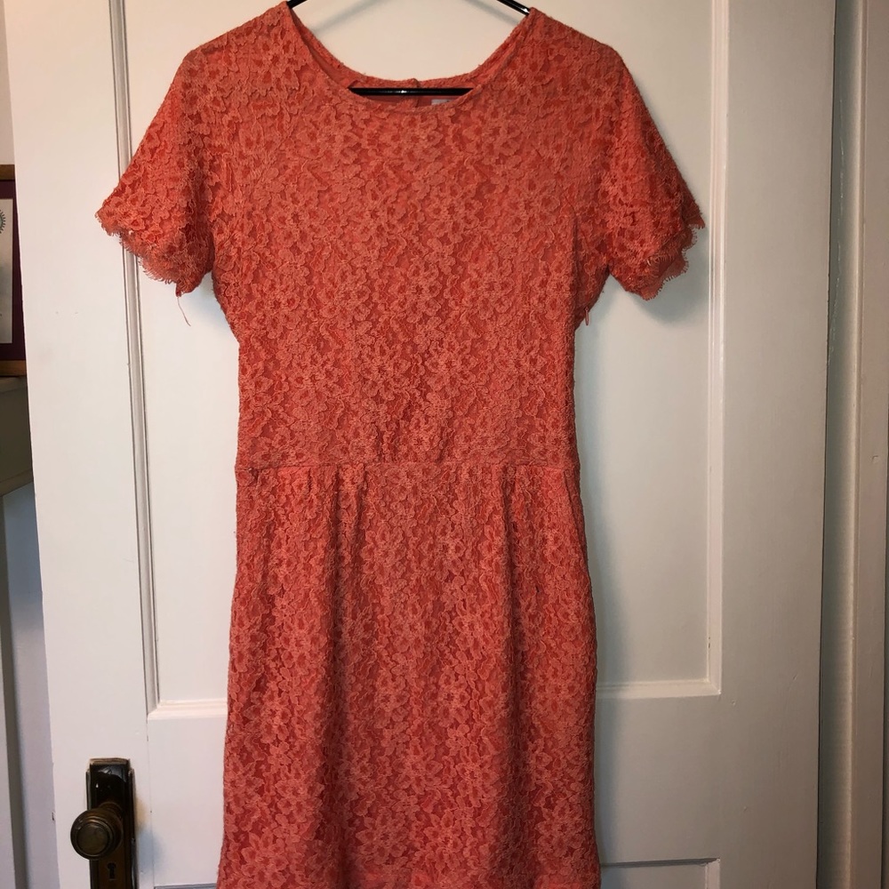 Dolce Vita- salmon pink lace dress (M)